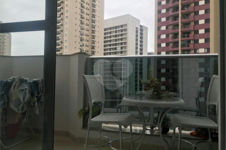 Conforto e Lazer Completo no Tatuapé: Apartamento de 78 m² com Suíte e Duas Vagas!