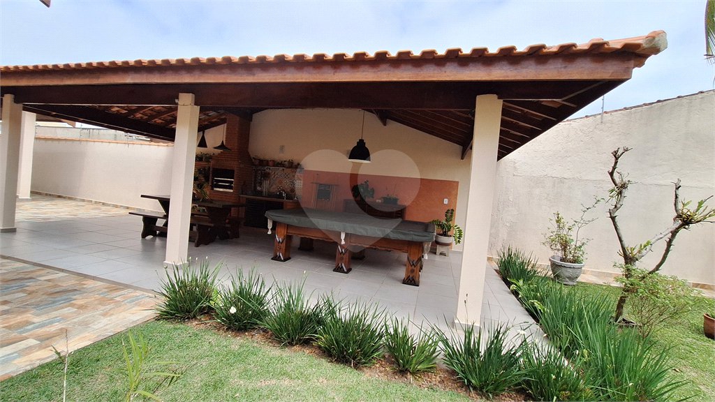 Casa térrea á venda - Peruíbe