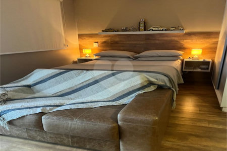 Apartamento à venda no bairro Bela Vista.