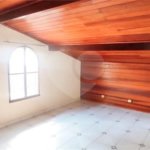 Casa com 180m², 3 dormitórios, 1 vaga, à venda na Vila Scarpelli em Santo André.