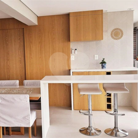 Apartamento 131 M2² vista LIVRE Vila Mariana SP 3 Suítes 4 banheiros 3 vagas escritório depósito e varanda gourmet integrada Aceita e estuda permuta