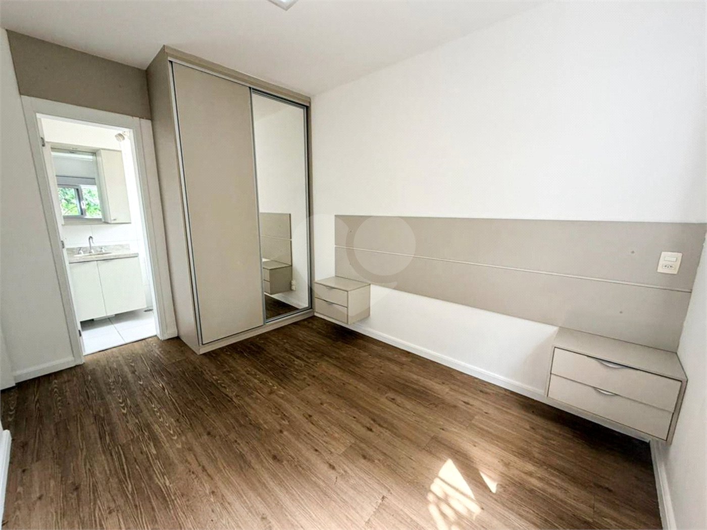 Apartamento à venda - Vila Guarani