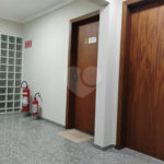 Aluga-se sala comercial na Vila Santa Catarina