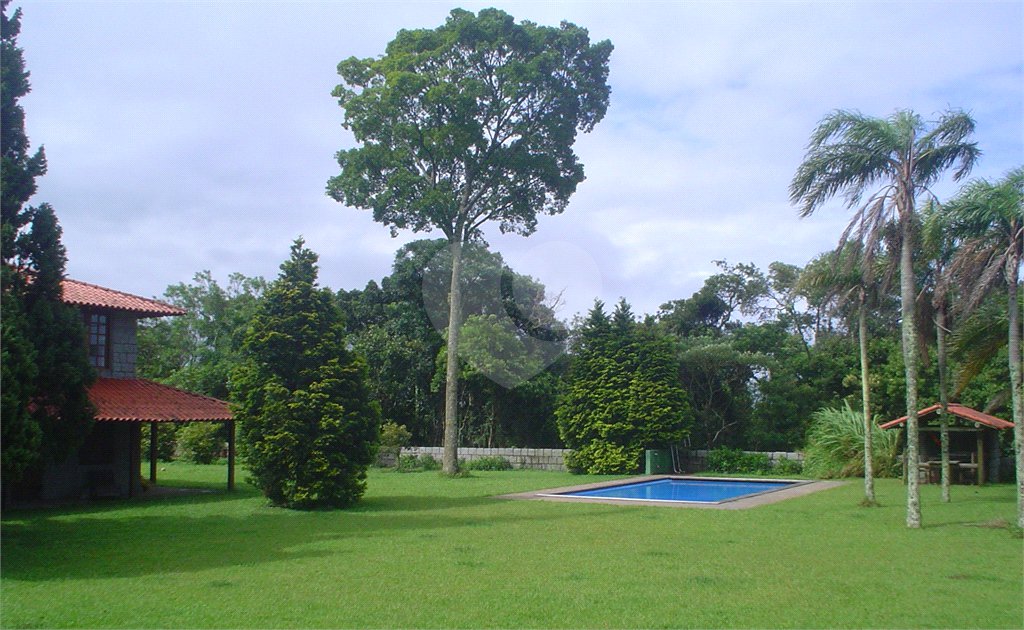 Casa à venda no Pico do Olho D'água em Mairiporã