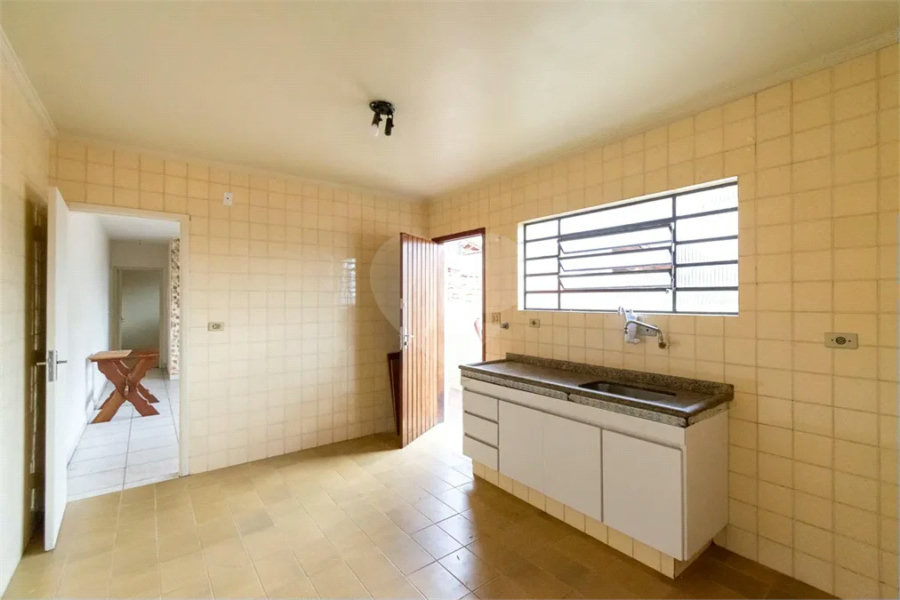 Casa à venda com 200m², 4 quartos e 2 vagas