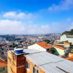 Sobrado para moradia de família grande ou para investidor.