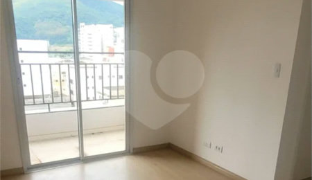 Apartamento à venda com 2 quartos em Vila Togni, Poços de Caldas, MG