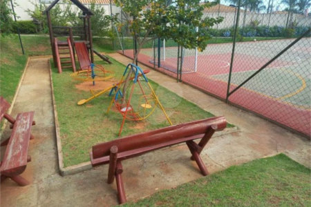 Apartamento à Venda em Condomínio Fechado – Ótima Localização e Infraestrutura Completa