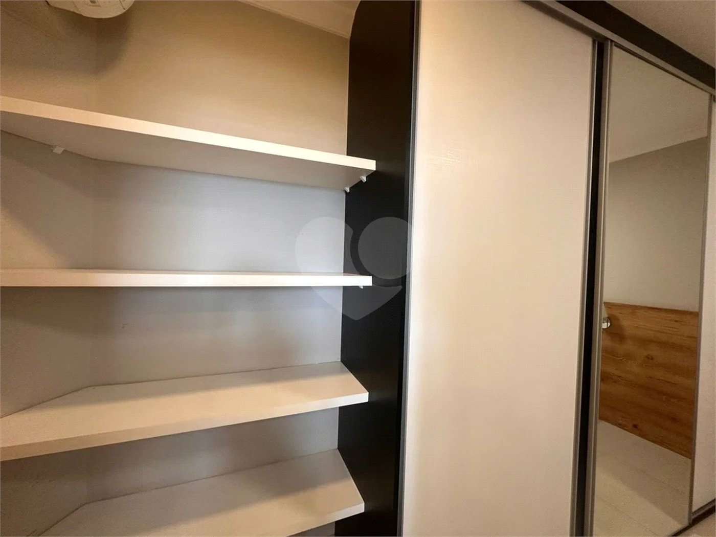Apartamento mobiliado para alugar com 1 quarto em Centro - Piracicaba - SP
