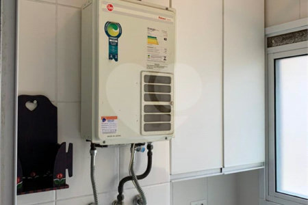 Apartamento á venda na Saúde com 75 m², com 3 dormitórios 1 suíte e 2 vagas de garagem