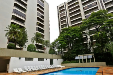 Cobertura à venda com 4 quartos, sendo 1 suíte, em Paraisópolis, São Paulo - SP
