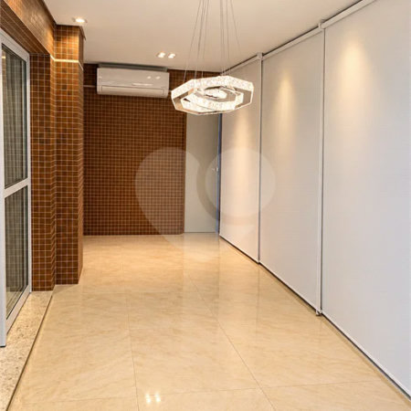 Apartamento à venda no Condomínio Family Garden, Chácara Inglesa, SBC, com 127 m², 3 suítes, varanda gourmet com churrasqueira a carvão, móveis planejados, ar-condicionado, 2 vagas cobertas e lazer completo.