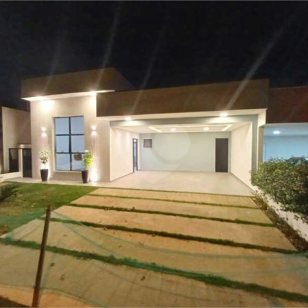 Casa Térrea Venda Condomínio Alto de Itaici Piscina 03 suítes