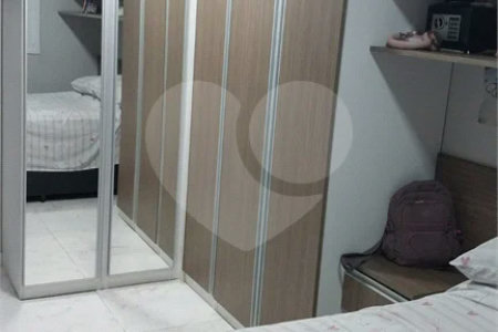 Apartamento de 2 quartos (1 suíte) à venda em Itaquera