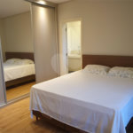 CASA A VENDA NO URBANOVA, CONDOMINIO JAGUARY, 4 DORMITORIOS, 4 SUITES, 5 VAGAS, PISCINA, SJC