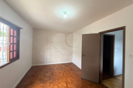 Sobrado à venda no Alto da Boa Vista com Versatilidade e excelente localização