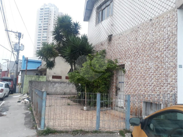 Prédio à venda ou para alugar com 3 quartos em Vila Carrão, São Paulo, SP