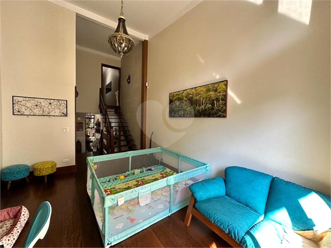Sobrado com 5 dorm. sendo 2 suites