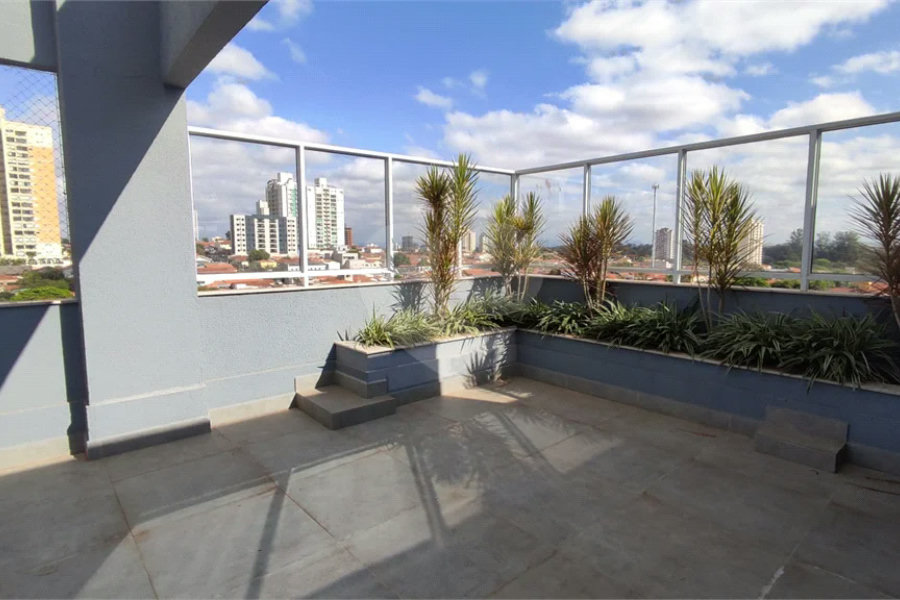 Vende-se apartamento no Edifício Residencial Flor do Ipê