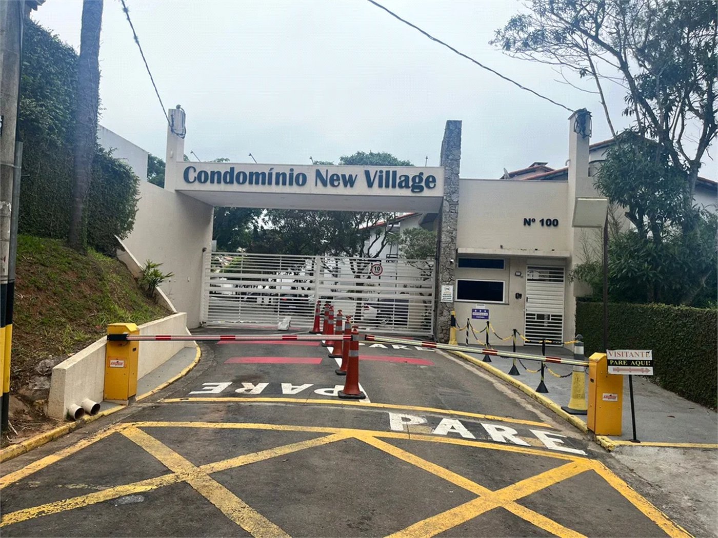 Casa à venda com 3 quartos no condomínio Jd Rebelato, Cotia - SP