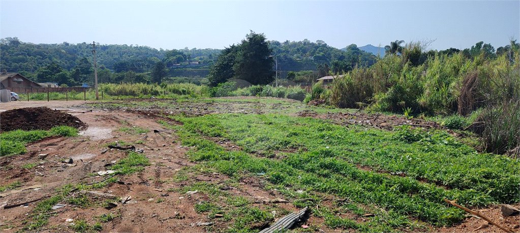 Terreno em Atibaia com 4.800 metros, pronto para construir, topografia plana, aceita financiamento