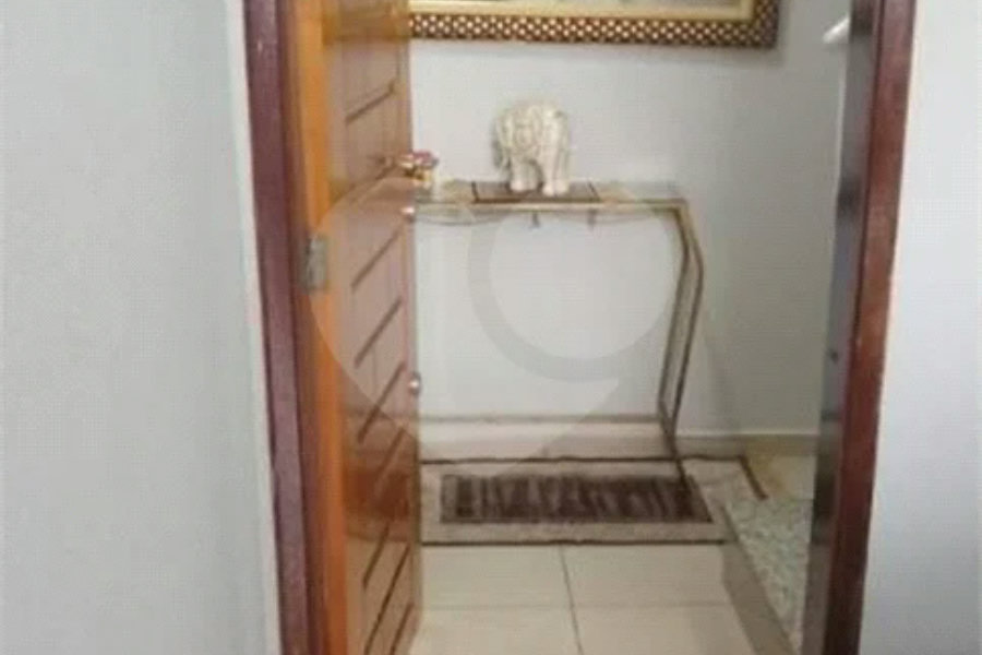 Sobrado à venda com 3 quartos, sendo 1 suíte, em Artur Alvim, São Paulo, SP