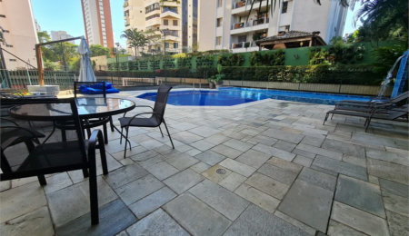 Apartamento à venda com 4 quartos, sendo 2 suítes, em Campo Belo, São Paulo, SP
