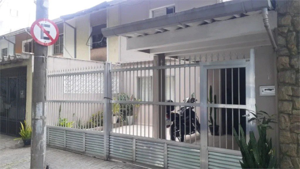 Sobrado à venda com 3 quartos, sendo 1 suíte, em Vila Sônia, São Paulo, SP