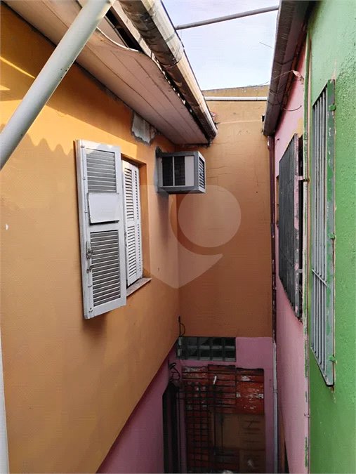 Sobrado na Vila Santa Catarina — 121 m² | Esquina Estratégica