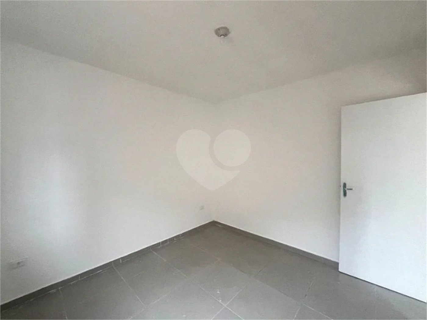 Apartamento à venda com 2 quartos em Indaiá, Bertioga, SP