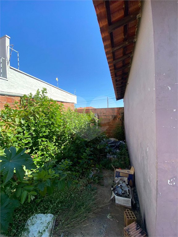 Casa e sala comercial na Vila Jacobucci