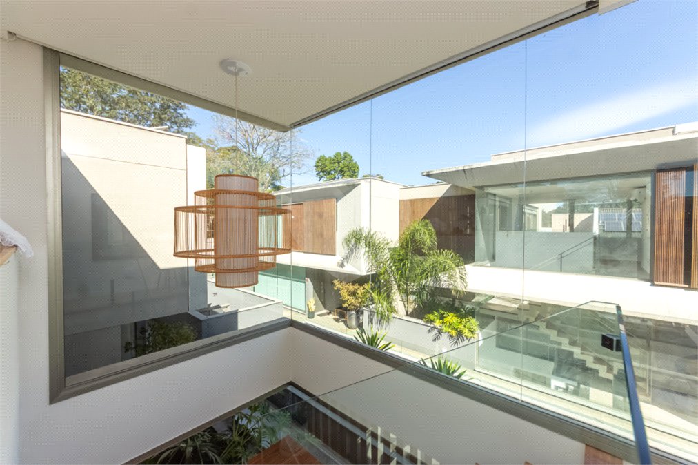 Casa à venda com 3 suítes no condomínio Lazuli, São Paulo - SP