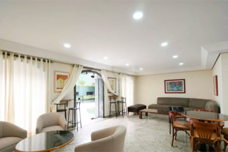 Apartamento na Região do Anália Franco Próximo ao Shopping com 3 Dormitórios sendo 1 Suíte e 2 Vagas de Garagem