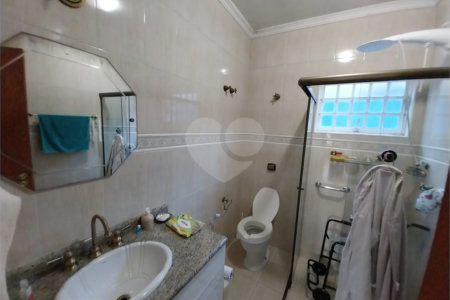 Sobrado à venda com 5 quartos, sendo 1 suíte,  em Terra Nobre, Louveira, SP