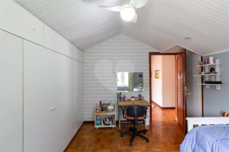 Casa à venda com 3 quartos, sendo 1 suíte, em Jardim Marajoara, São Paulo, SP
