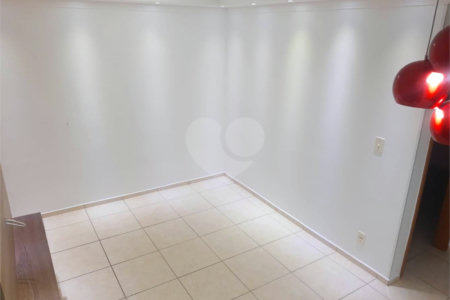 Apartamento térreo no Condomínio Residencial Monte Everest
