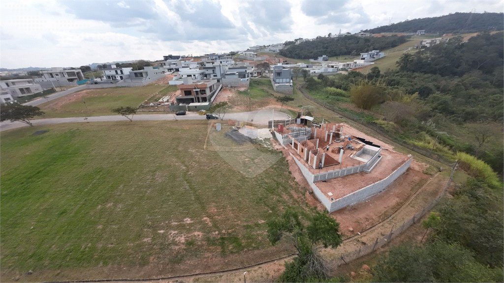 Imperdível! Terreno à Venda no Condomínio Santa Isabel em Louveira
