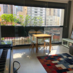 Vendo apartamento todo reformado em prédio novo por arquiteta internacional, porteira fechada e rend