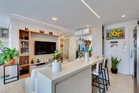 Apartamento à venda com 3 quartos, sendo 2 suítes, em Santo Amaro, São Paulo, SP