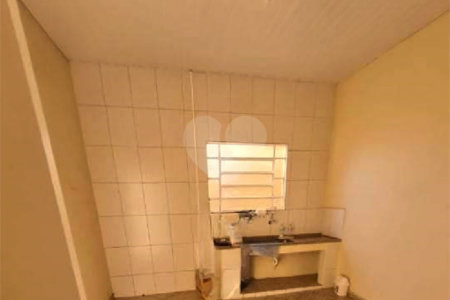 Casa térrea na Vila Lutfalla