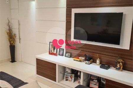 A VENDA BELISSIMO APARTAMENTO NO BAIRRO URBANOVA I, 2 QUARTOS 1 SENDO SUITE, 3 BANHEIROS E 2 VAGAS,