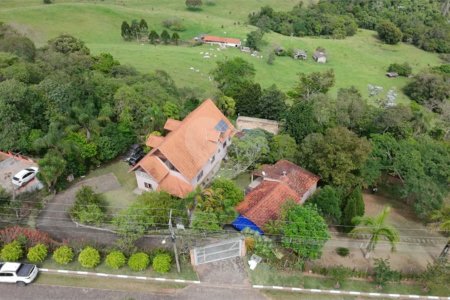 LINDA CHÁCARA A VENDA - CONDOMINIO ALPES D'OURO - BOM JESUS DOS PERDÕES