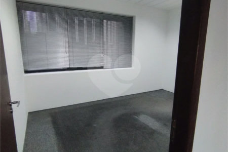 Sala comercial para locação no Brooklin, 152 m²