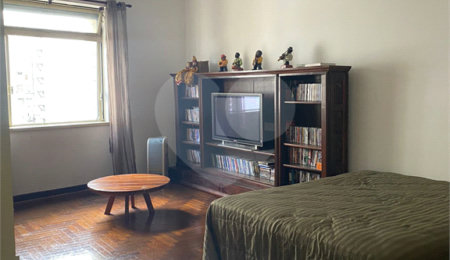 Apartamento à venda com 3 quartos, sendo 1 suíte, em República, São Paulo, SP