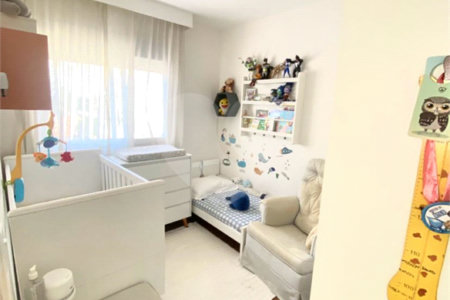 Apartamento à venda Vila Gumercindo - 2 dormitórios, 1 suíte, 1 vaga