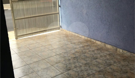 Casa à venda com 2 quartos, sendo 1 suíte,  em Vila Prado, São Carlos, SP