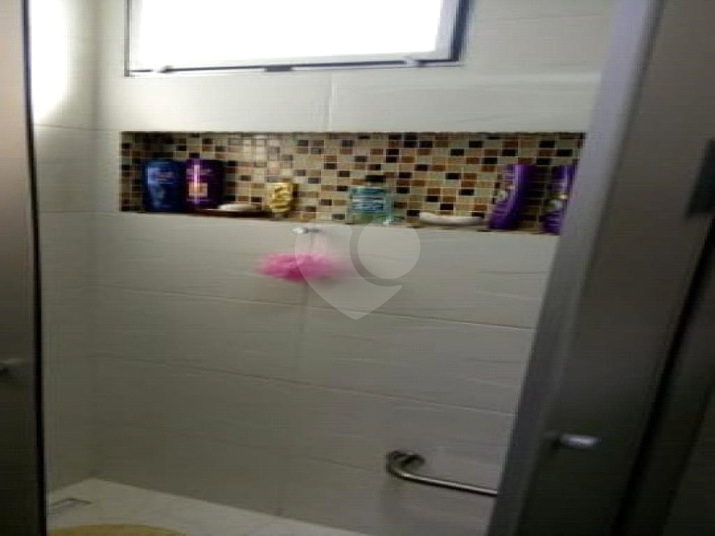 Excelente Apartamento de 02 dormitórios. Venha fazer uma Visita.