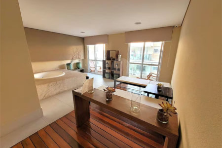 Na Mooca á venda Apartamento / Studio com 51m² 1 dormitório e 1 vaga.