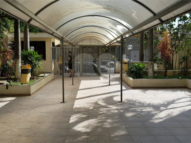 Apartamento à venda com 3 quartos, sendo 1 suíte,  em Parque Novo Mundo, São Paulo, SP