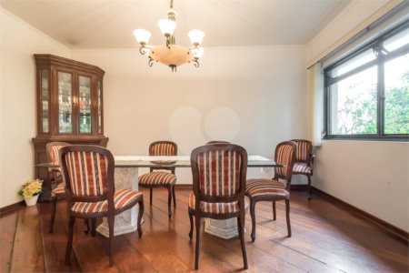 Apartamento à venda no Campo Belo 4 dormitórios 3 vagas